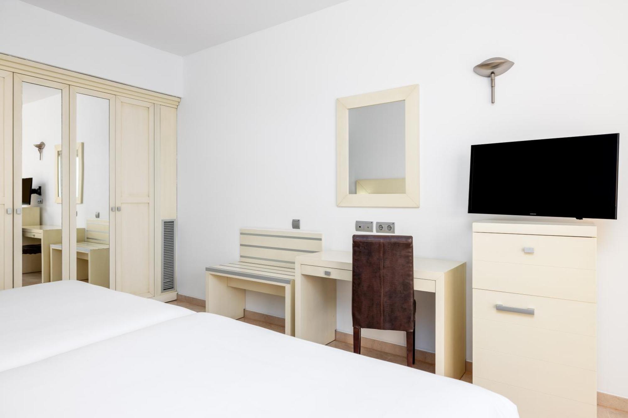 Senator Hotel 4*