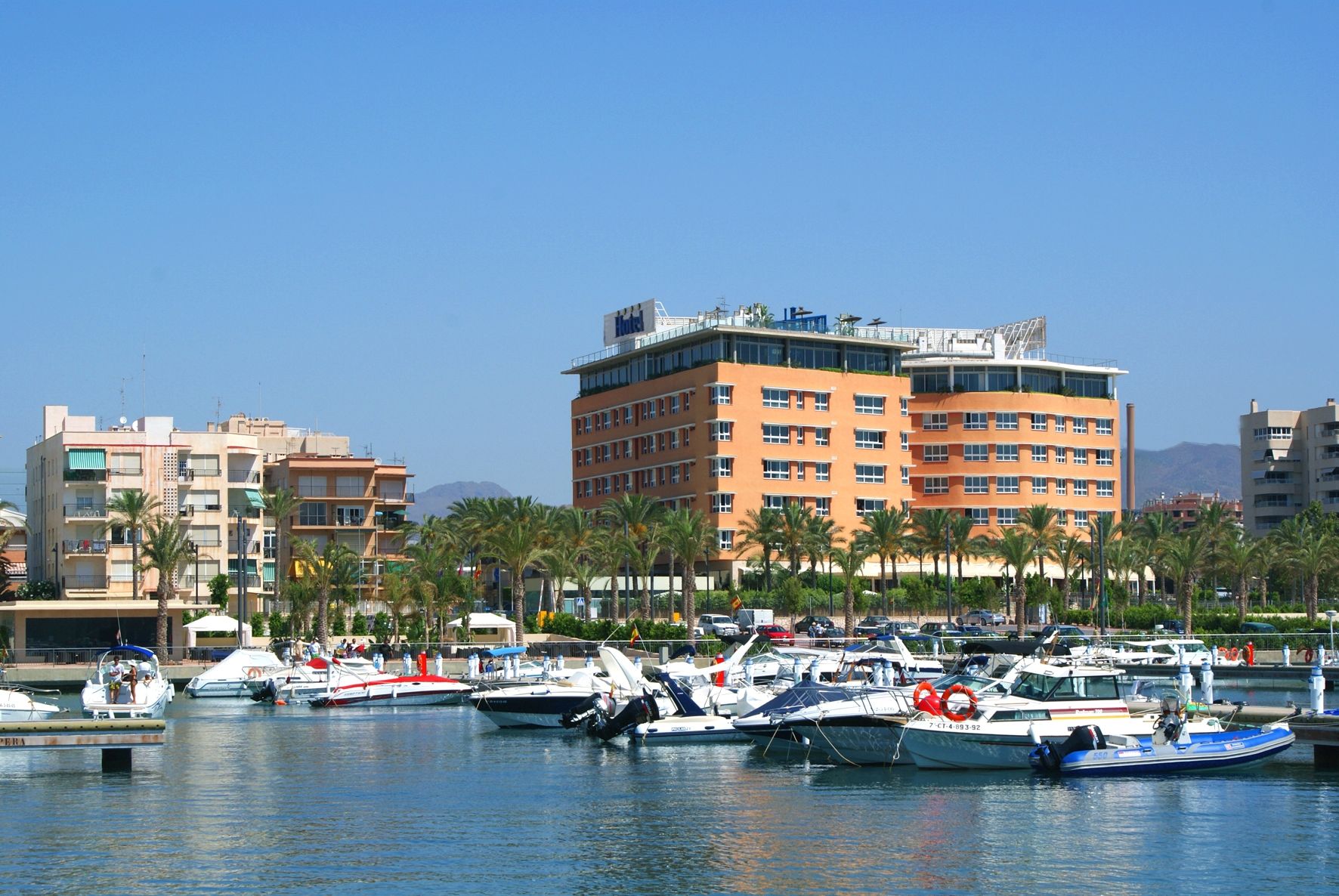 Puerto Juan Montiel Spa&base Nautica Águilas