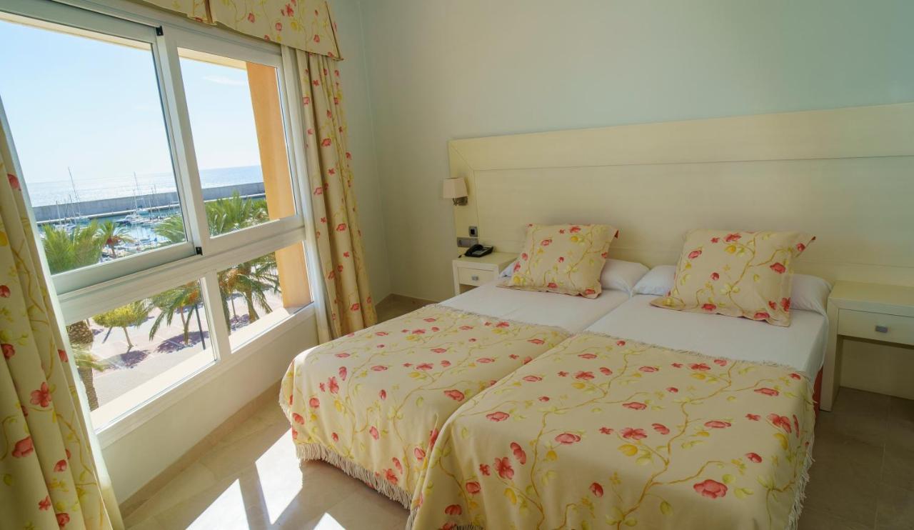 Senator Hotel Aguilas